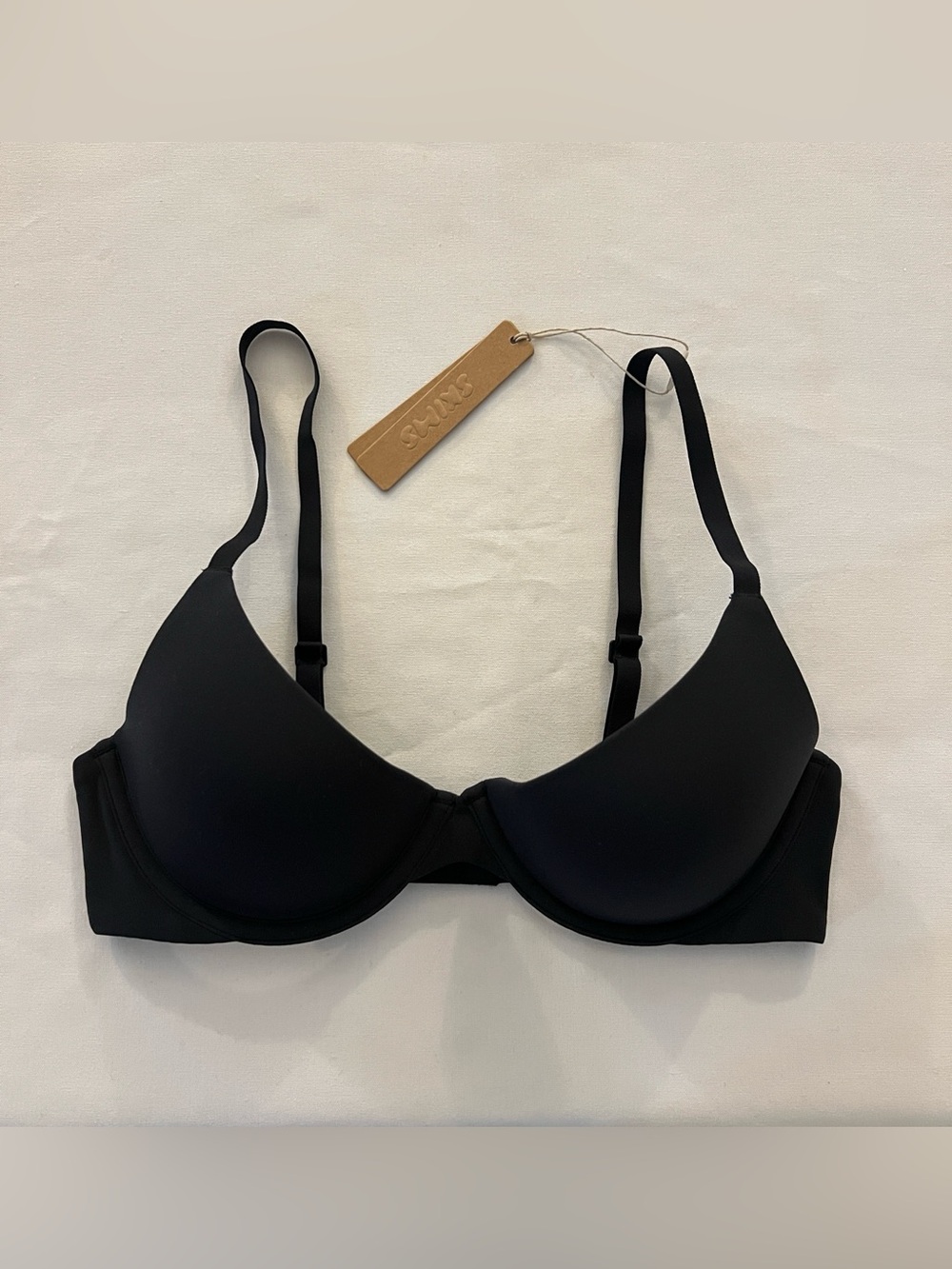 SKIMS FITS EVERYBODY PLUNGE BRA